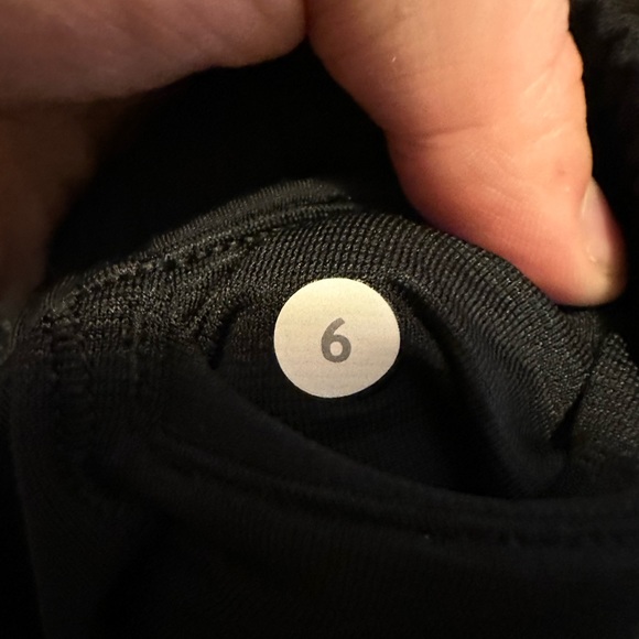 lululemon shorts - Picture 3 of 3